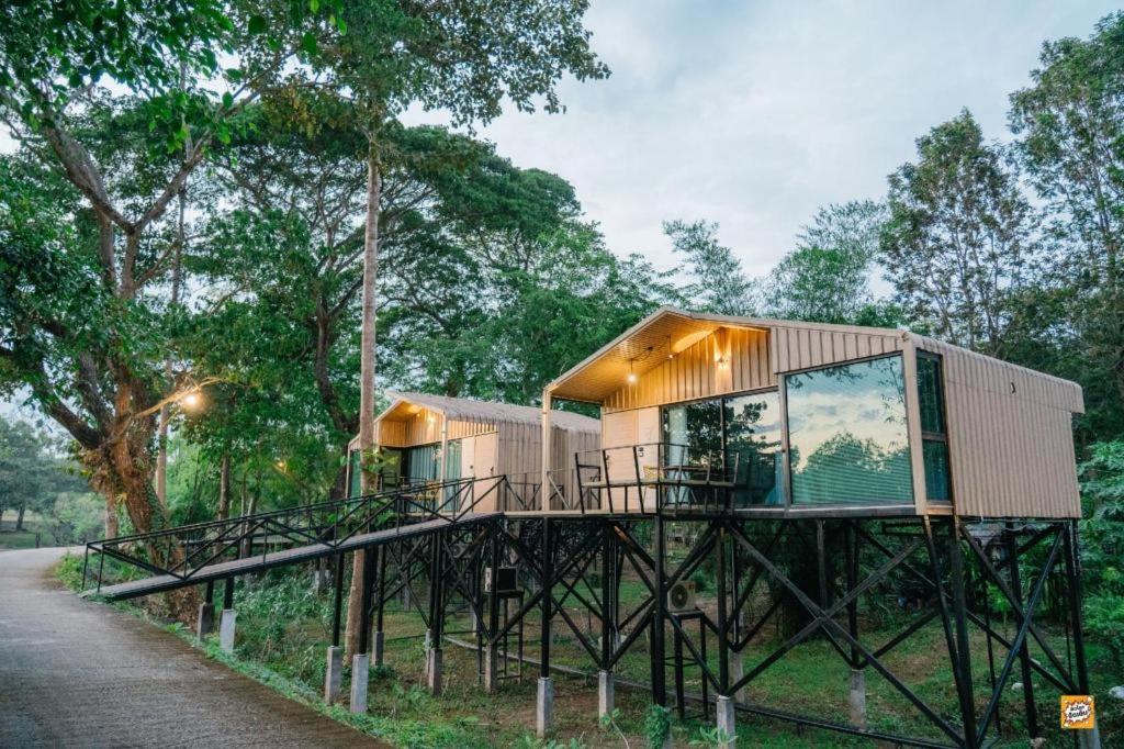 Natural Park Resort De Wang Thong Phitsanulok Zewnętrze zdjęcie